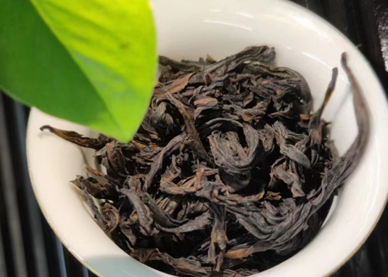 Shaan Xiaochong czarna herbata 80g puszki na prezenty herbata Wuyi shan Xiaochong Lianyun fabryka herbaty hurtowa