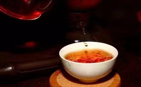 Shaan Xiaochong czarna herbata 80g puszki na prezenty herbata Wuyi shan Xiaochong Lianyun fabryka herbaty hurtowa